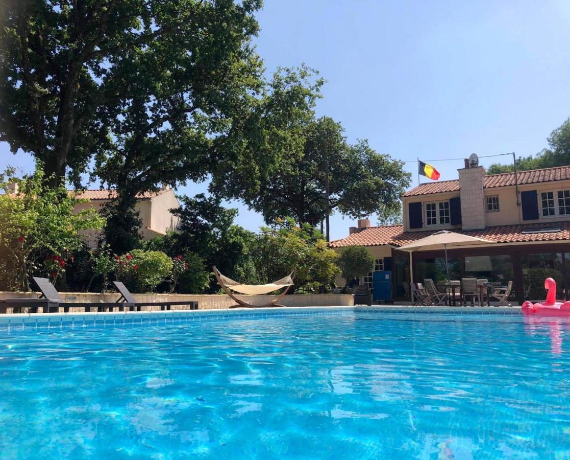 Maison Charmante Avec Piscine Privee A Saint-Georges-De-Pointindouxc Exterior foto